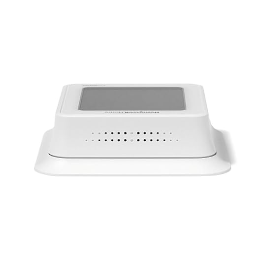 Honeywell TH6220WF2006/U Lyric T6 Pro Wi-Fi Programmable Thermostat - Image 4