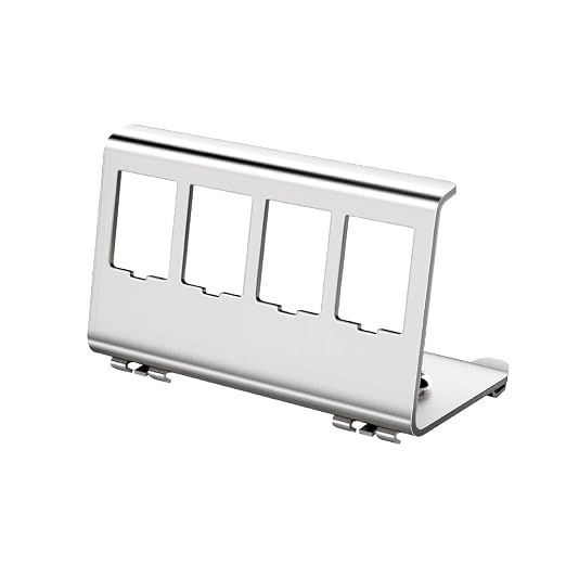 4-Port Metal DIN-Rail Mounting Module by Enmane