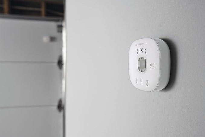 Chamberlain MYQ-G0401 myQ Wi-Fi Smart Garage Door Opener Control - Image 2