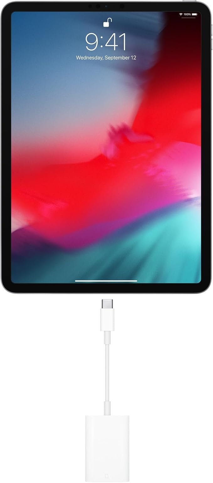 Apple USB-C to SD Card Reader - Image 3