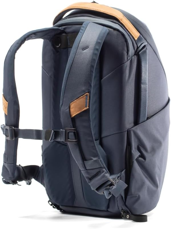 Peak Design Everyday Backpack Zip 15L, 270-Degree Zip, Dual Side Pockets - Image 3