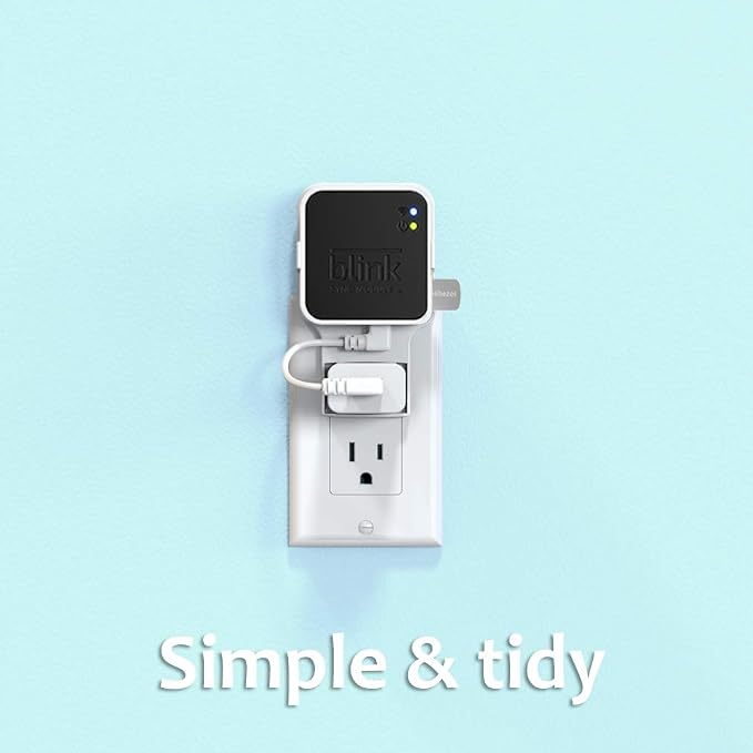 256GB USB Flash Drive and Outlet Mount - Image 3