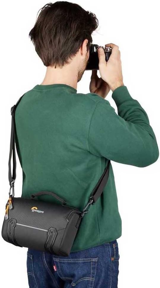 Lowepro Adventura, Camera Schoulder Bag - Image 8