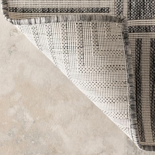 nuLOOM Asha Grey Bordered Power Loomed Indoor/Outdoor Area Rug - Image 5