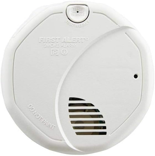 First Alert BRK 3120B Hardwired Smoke Detector by FirstAlert