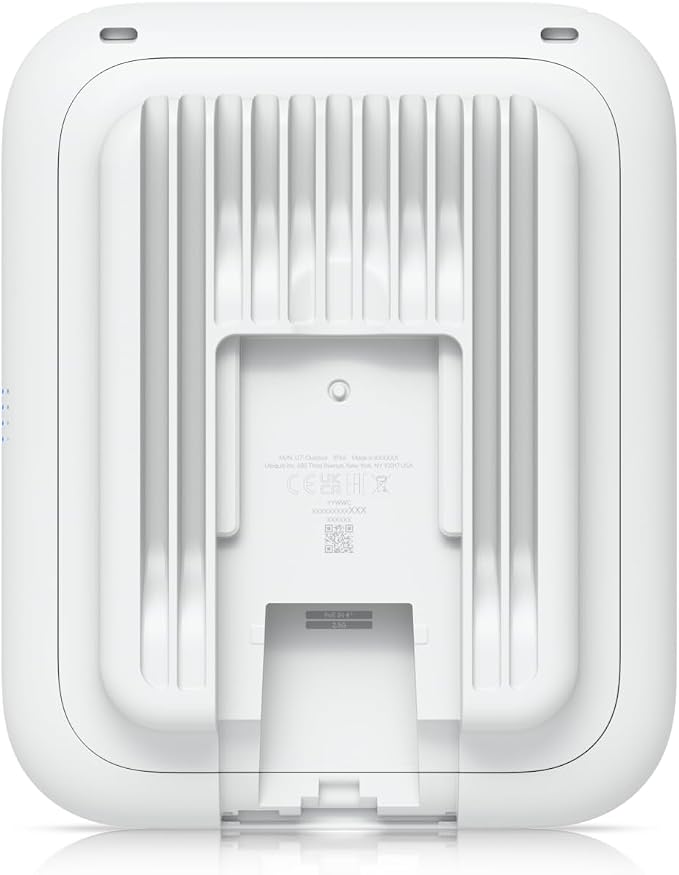 U7-Outdoor Dual-Band Weatherproof Wi-Fi 7 AP – US Version | Bundle - Image 3