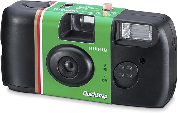 Fujifilm QuickSnap Flash 400 One-Time-Use Camera - Image 3