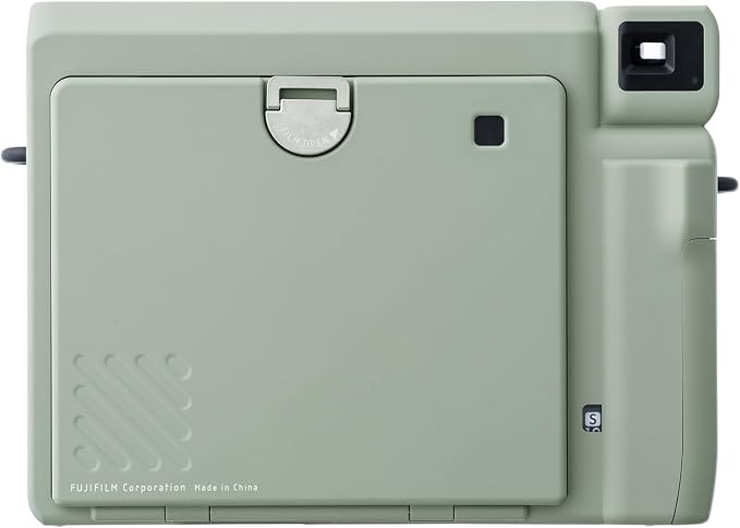 Fujifilm INSTAX Wide 400 Instant Camera - Image 3