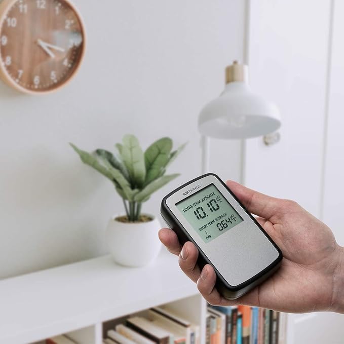Airthings Corentium Home Radon Detector 223 Portable, Lightweight, Easy-to-Use - Image 3