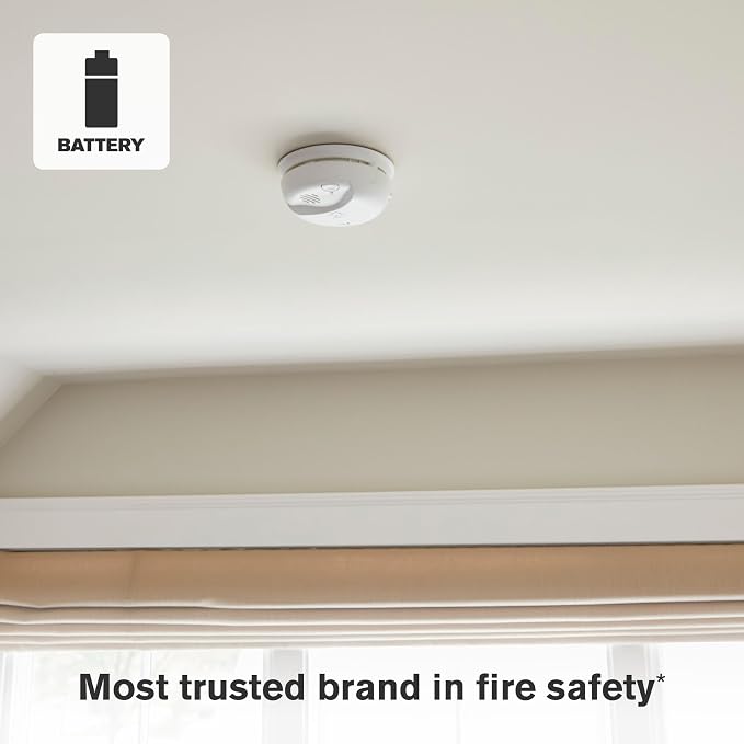 First Alert BRK SMCO100 Battery-Operated Combination Smoke & Carbon Monoxide - Image 5