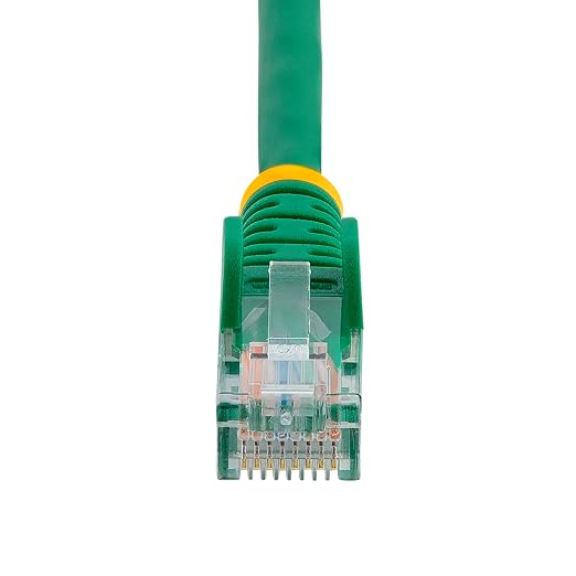 StarTech.com 6 ft. Cat5e Ethernet Cable - Image 4