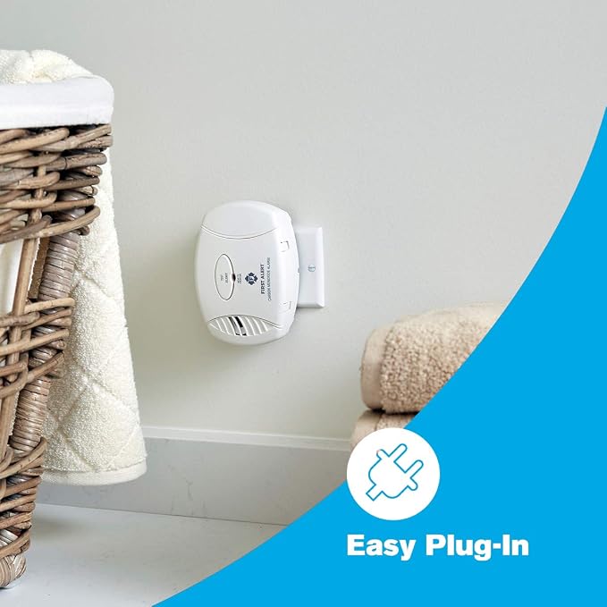 First Alert Carbon Monoxide Detector, Plug-In Alarm - Image 3