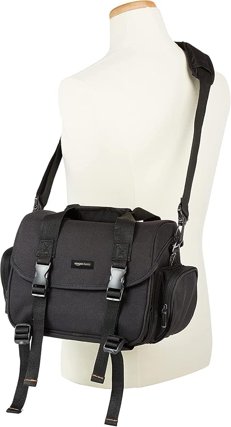 Amazon Basics Large DSLR Gadget Bag - Image 3
