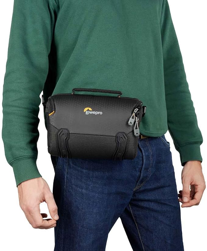 Lowepro Adventura, Camera Schoulder Bag - Image 7