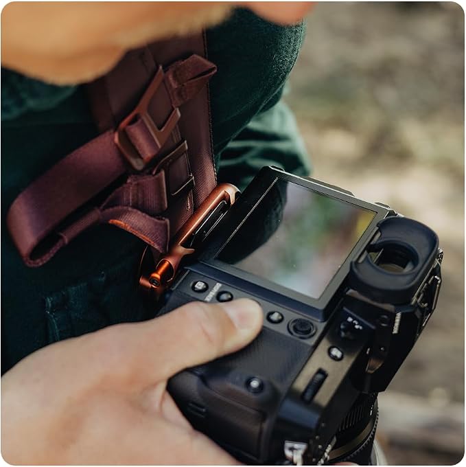 Peak Design Capture Camera Clip V3, Eclipse - Image 7