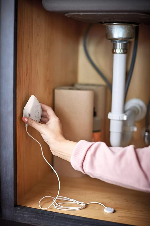 Moen Flo Smart Water Leak Detector, Drip or Flood Sensor Alarm - Image 10