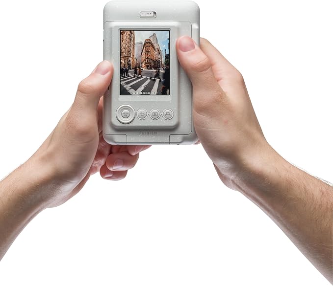 Fujifilm INSTAX Mini LIPLAY Hybrid Instant Camera - Image 5