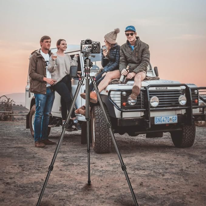 NEEWER 66"/168cm Carbon Fiber Tripod - Image 2