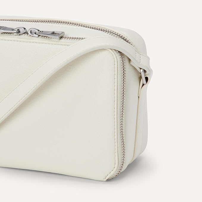 Amazon Essentials Women's Boxy Crossbody Bag - Image 4