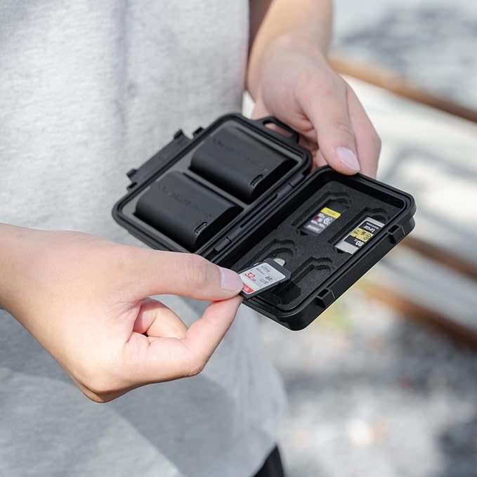 JJC Portable Camera Battery Memory Card Storage Case - Image 9