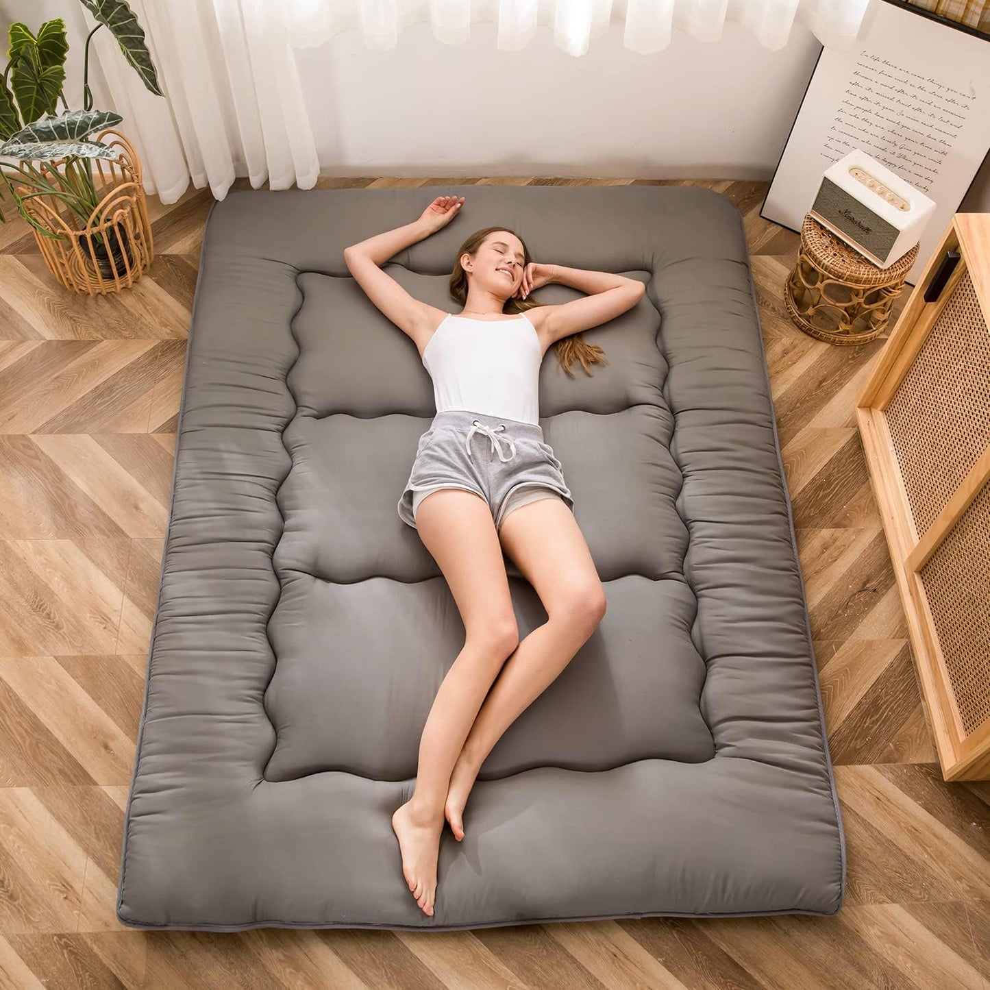 Japanese Shiki Futon Mattress Floor Mattress Thicken Tatami Mat Sleeping Pad Roll Up Mattress Floor Lounger Bed Folding Couch Bed Mattress Pad for Guest Room, Charcoal Grey, King