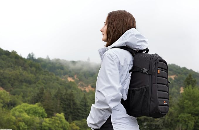 Lowepro Tahoe BP 150, Camera Bag, Lightweight Compact Camera Backpack - Image 3