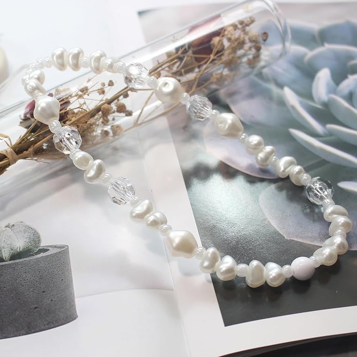 CMVFYL Beaded Camera Wrist Strap, Cute Phone Charms Strap, Pearl Bracelet Wrist - Image 4