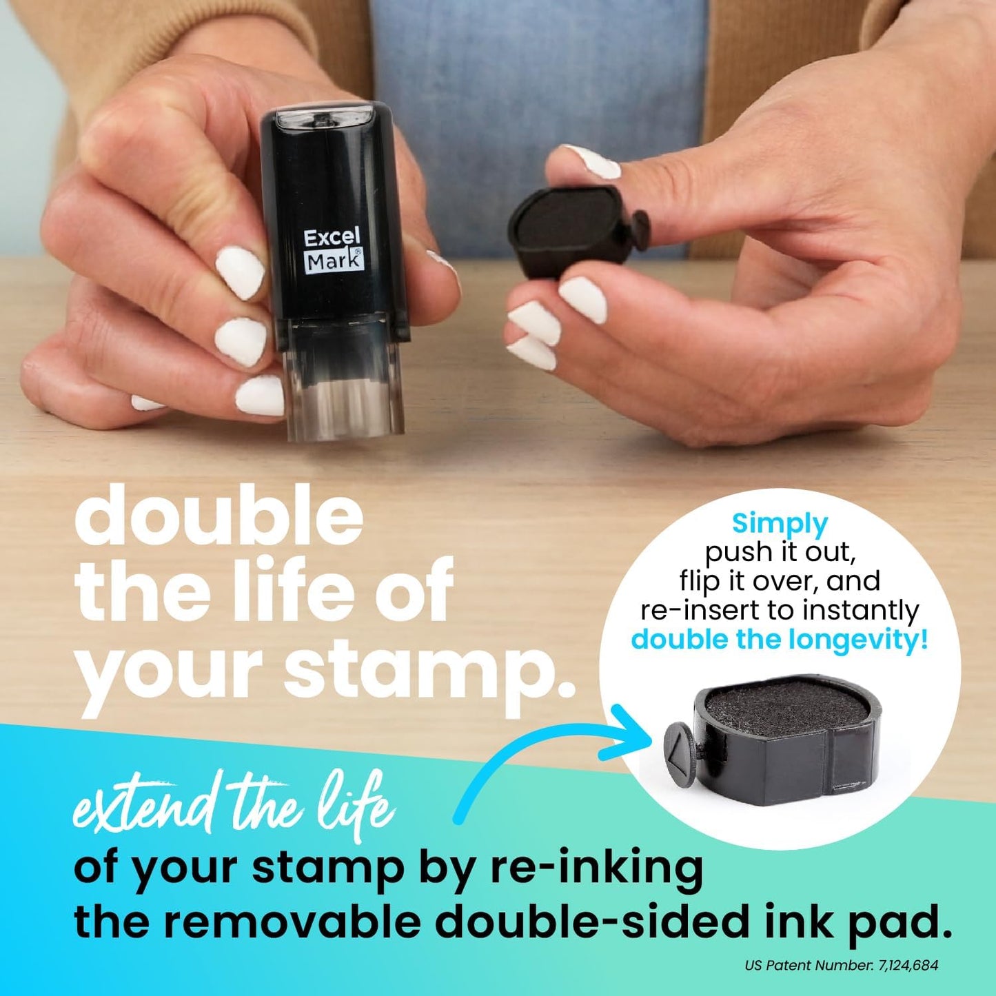 ExcelMark Round Teacher Stamp - Smiley FACE 1 - Green Ink