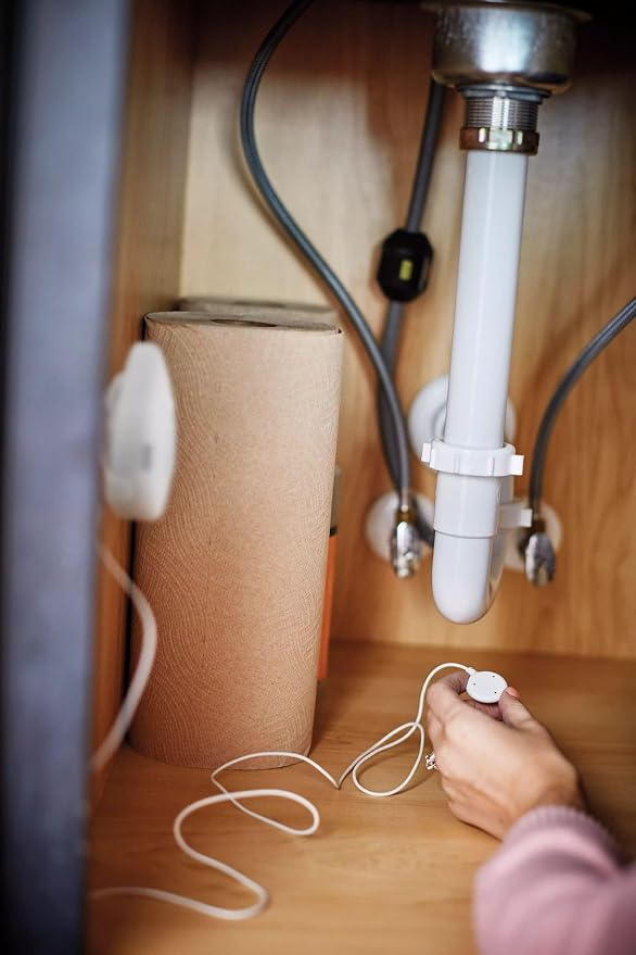 Moen Flo Smart Water Leak Detector, Drip or Flood Sensor Alarm - Image 9