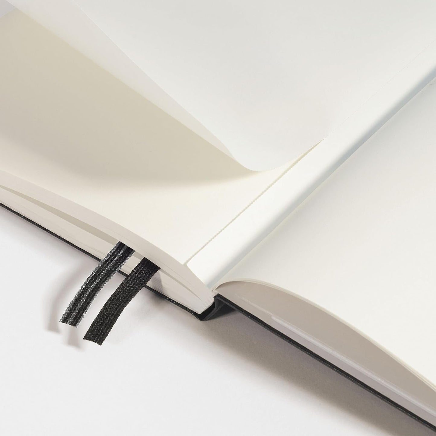 LEUCHTTURM1917 - Notebook Hardcover Medium A5-251 Numbered Pages for Writing and Journaling (Red, Squared)