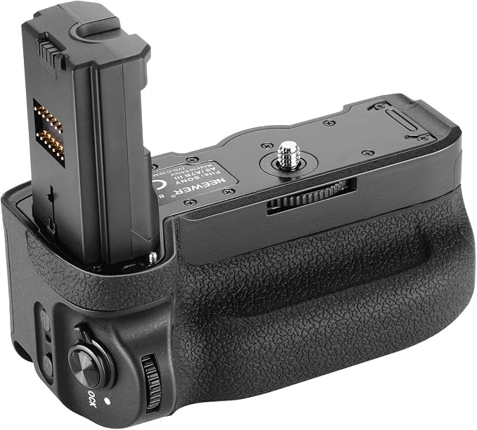 NEEWER Vertical Battery Grip Replacement - Image 6