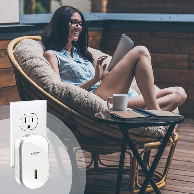 D-Link WiFi Range Extender, AC2000 Mesh Plug In Wall Signal Booster, Cover up - Image 6
