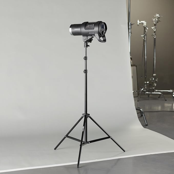 Amazon Basics Portable Aluminum Photography Light Stand Tripod - Image 7