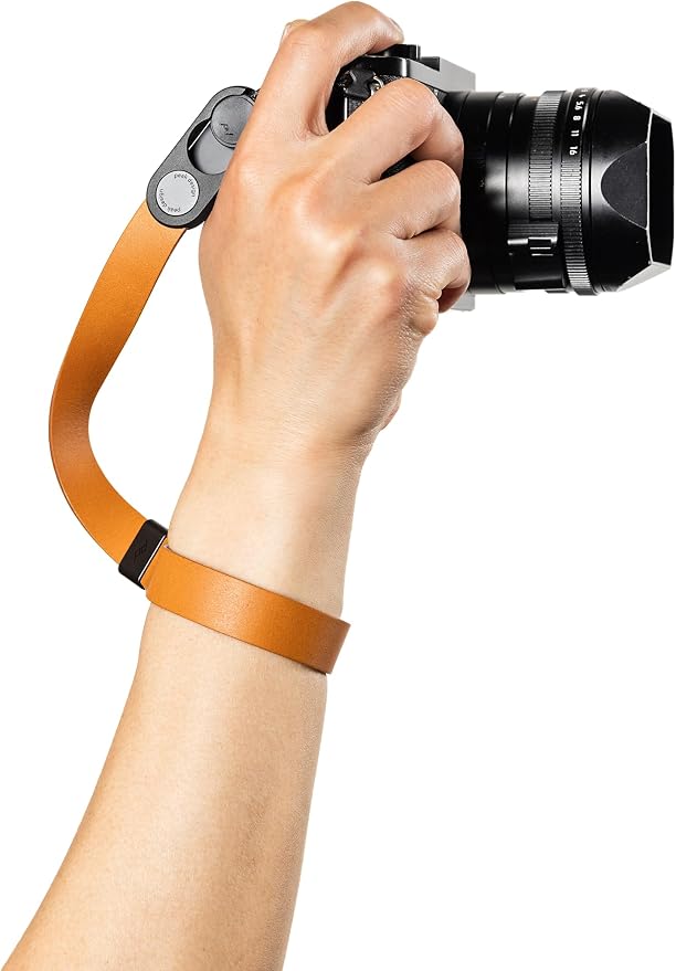 Peak Design Cuff Leather Camera Strap – Quick Release, 100 lb Capacity by PeakDesign
