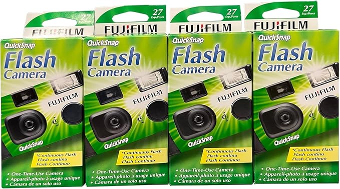 Fujifilm QuickSnap Flash 400 One Time Use 35mm Camera by FUJIFILM