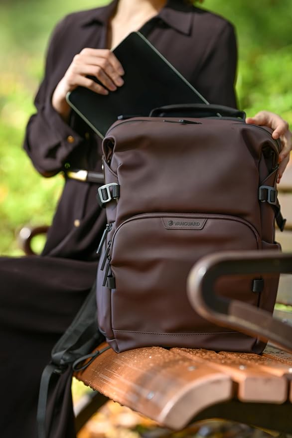 VANGUARD VEO Lite B20L Camera & Everyday Backpack – Fits Full-Frame Camera - Image 7