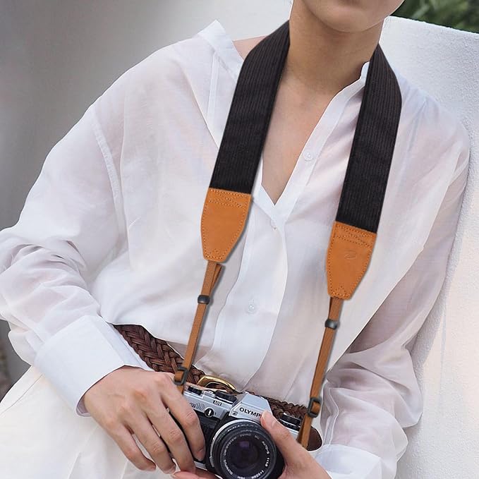 Padwa Lifestyle Corduroy Camera Strap - Image 3
