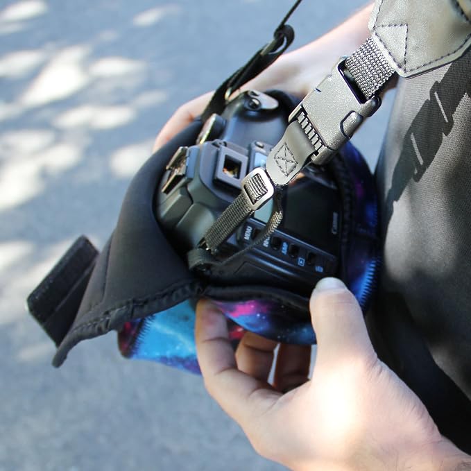 USA Gear Camera Sleeve for Compact SLRs Compatible - Image 6