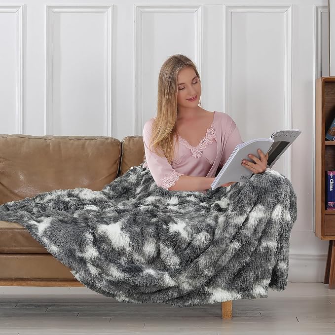 Tuddrom Decorative Extra Soft Faux Fur Blanket Twin Size 70" x 78", Solid - Image 3