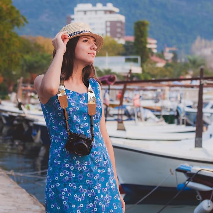 Padwa Lifestyle Blue Crane Camera Strap - Image 3