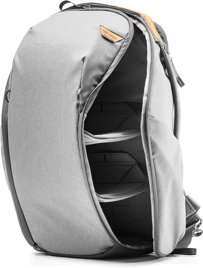Peak Design Everyday Backpack Zip 20L, 270-Degree Zip, Dual Side Pockets - Image 3