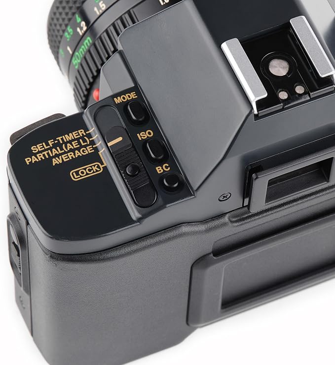 Canon T70 35MM SLR Film Camera kit - Image 5