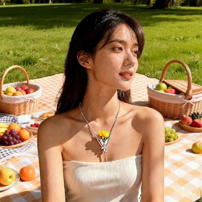 Flower Holder Necklace for Women Creative Mini Wearable Floral Vase Necklaces - Image 5