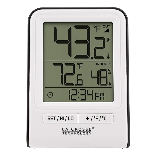 La Crosse Technology Wireless Indoor/Outdoor Temperature Monitor by LaCrosseTechnology