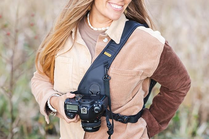 Cotton Carrier Twist & Lock Hyker Slingbag - Image 4