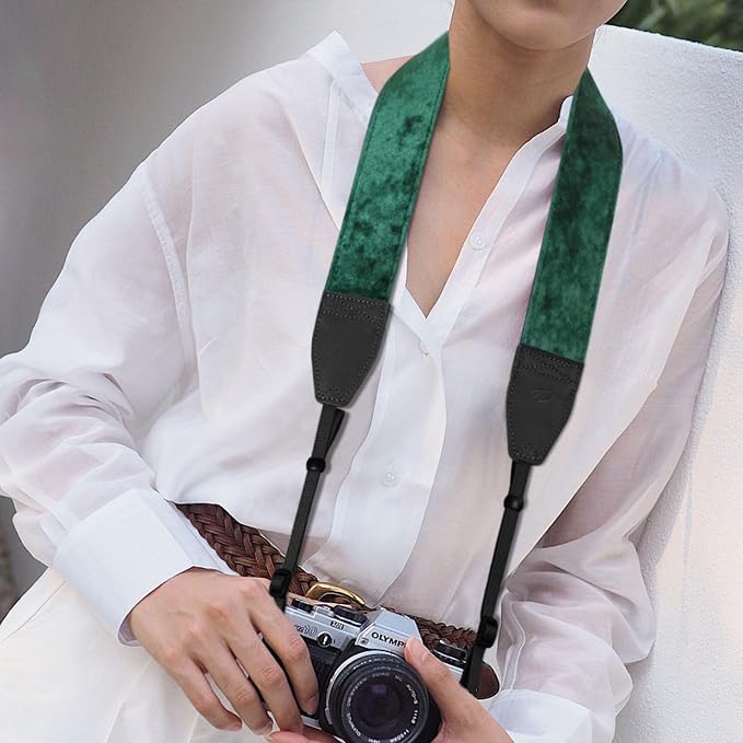 Padwa Lifestyle Green Velvet Camera Strap - Image 7
