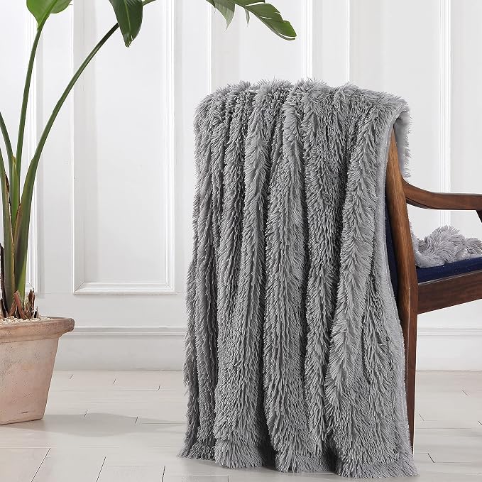 Tuddrom Decorative Extra Soft Faux Fur Throw Blanket 50"x60", Solid Lightweight - Image 4