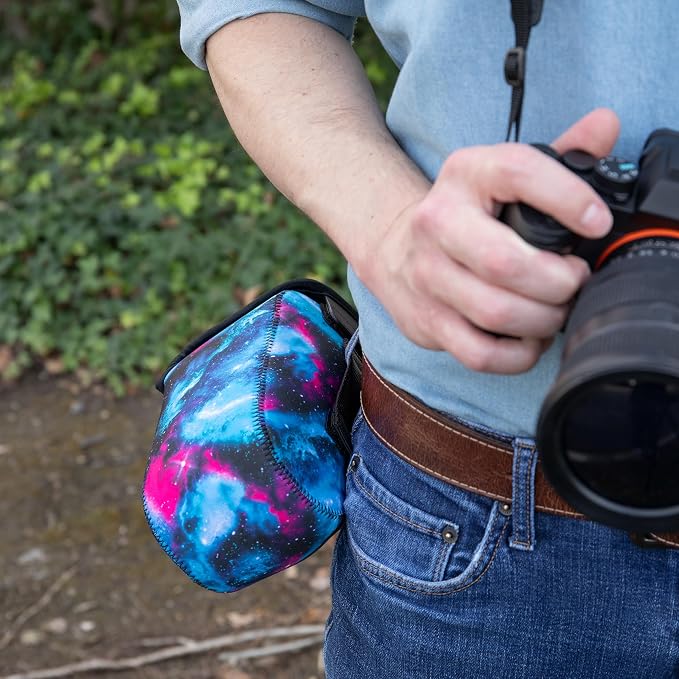 USA Gear Camera Sleeve for Mid-Size SLRs Compatible - Image 6