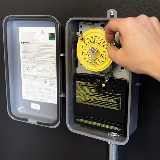 Intermatic T101R 24-Hour Mechanical Timer Switch - 120V SPST - Image 3
