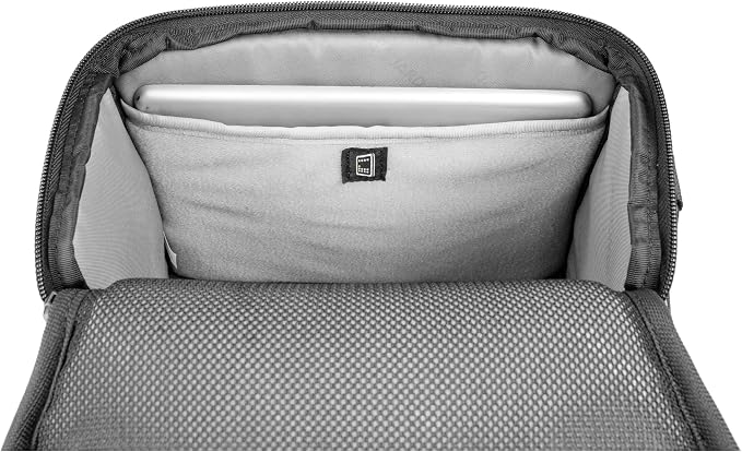 Vanguard VEO Adaptor 24M Camera Shoulder Bag - Image 7